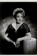 Harriet MacGibbon
