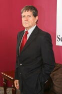Héctor Bonilla