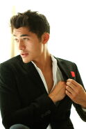 Henry Golding