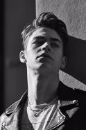 Hero Fiennes Tiffin