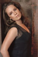 Holly Marie Combs