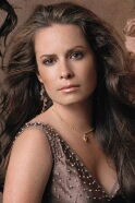 Holly Marie Combs