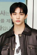 Hwang Hyun-jin