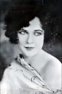 Jacqueline Logan