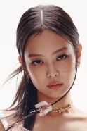 JENNIE