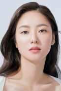 Jeon Yeo-bin