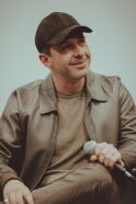 Jeremy Strong