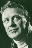 Joss Ackland