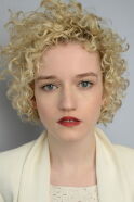 Julia Garner