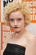 Julia Garner