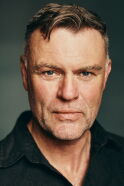 Julian Lewis Jones