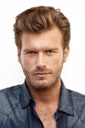 Kıvanç Tatlıtuğ