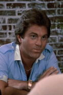 Larry Manetti