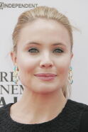 Leah Pipes