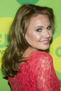 Leah Pipes