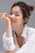 Lee Shi-a