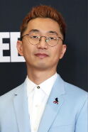 Lee Sung Jin