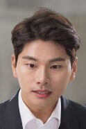 Lee Yi-kyung