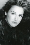Leonor Anthony