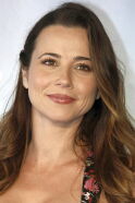 Linda Cardellini