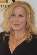 Lisa Ann Walter
