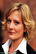 Lucy Robinson