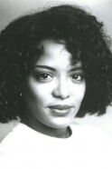 Luna Lauren Vélez