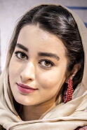 Mahlagha Meynoosh Zad