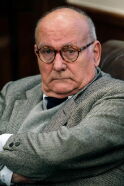 Mario Camus