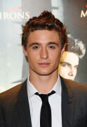 Max Irons