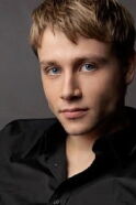 Max Riemelt