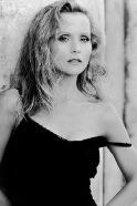 Melanie Kinnaman