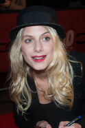 Mélanie Laurent