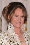 Melissa Leo