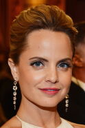 Mena Suvari