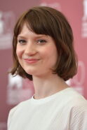 Mia Wasikowska