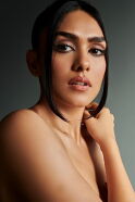 Mrunal Thakur