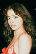 Nailea Devora