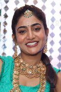 Nayani Pavani