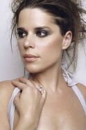 Neve Campbell