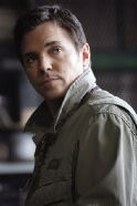 Nicholas Lea