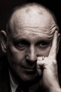 Nick Searcy