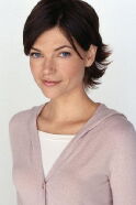 Nicole De Boer