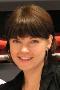 Nicole De Boer