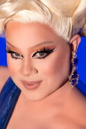 Nina West