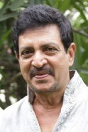 Nizhalgal Ravi