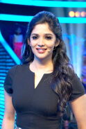 Nyla Usha