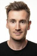 Oli White