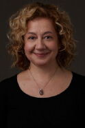 Özlem Çakar