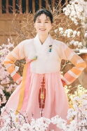 Park Si-eun